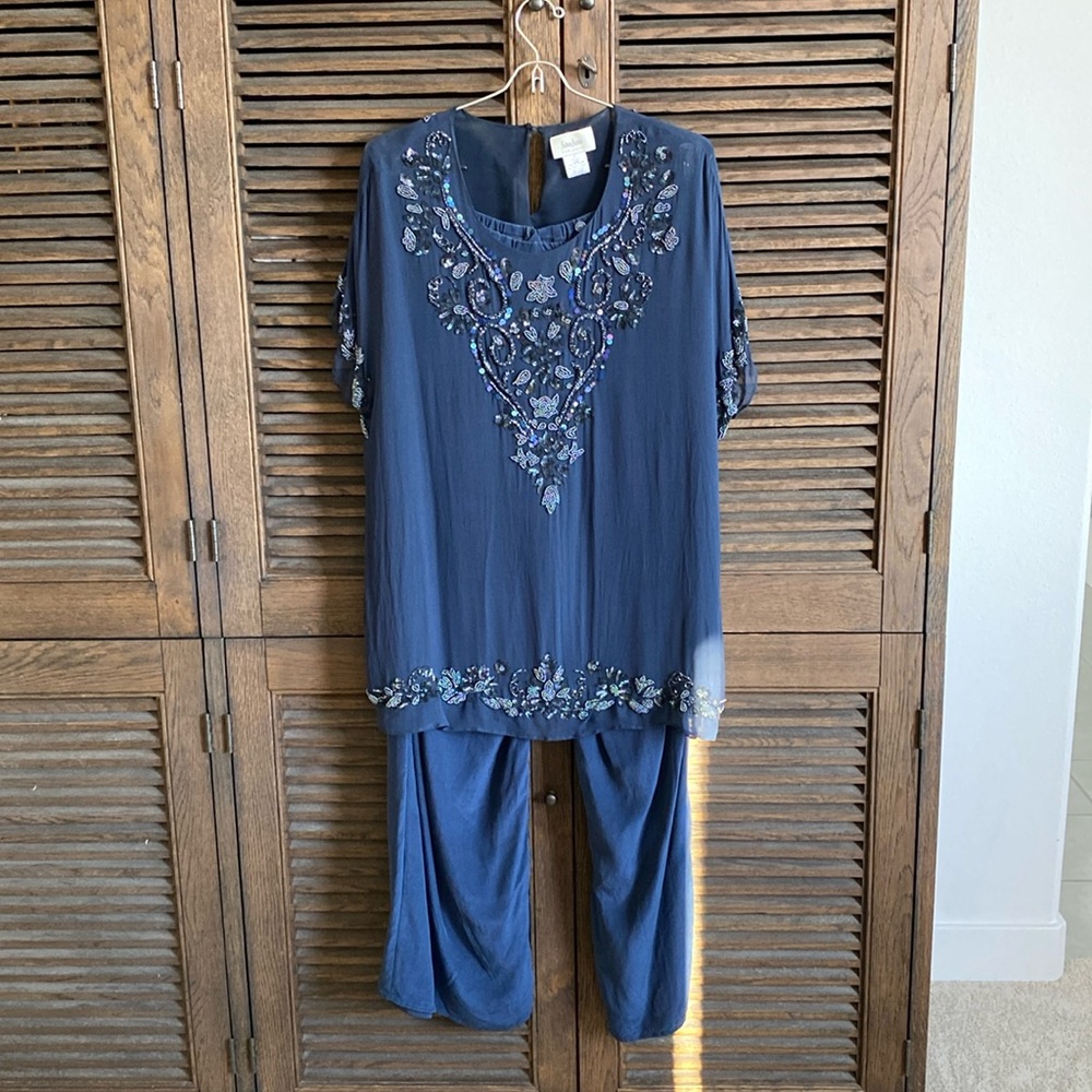 Neiman Marcus Exclusive Top & Pant Set for Evening